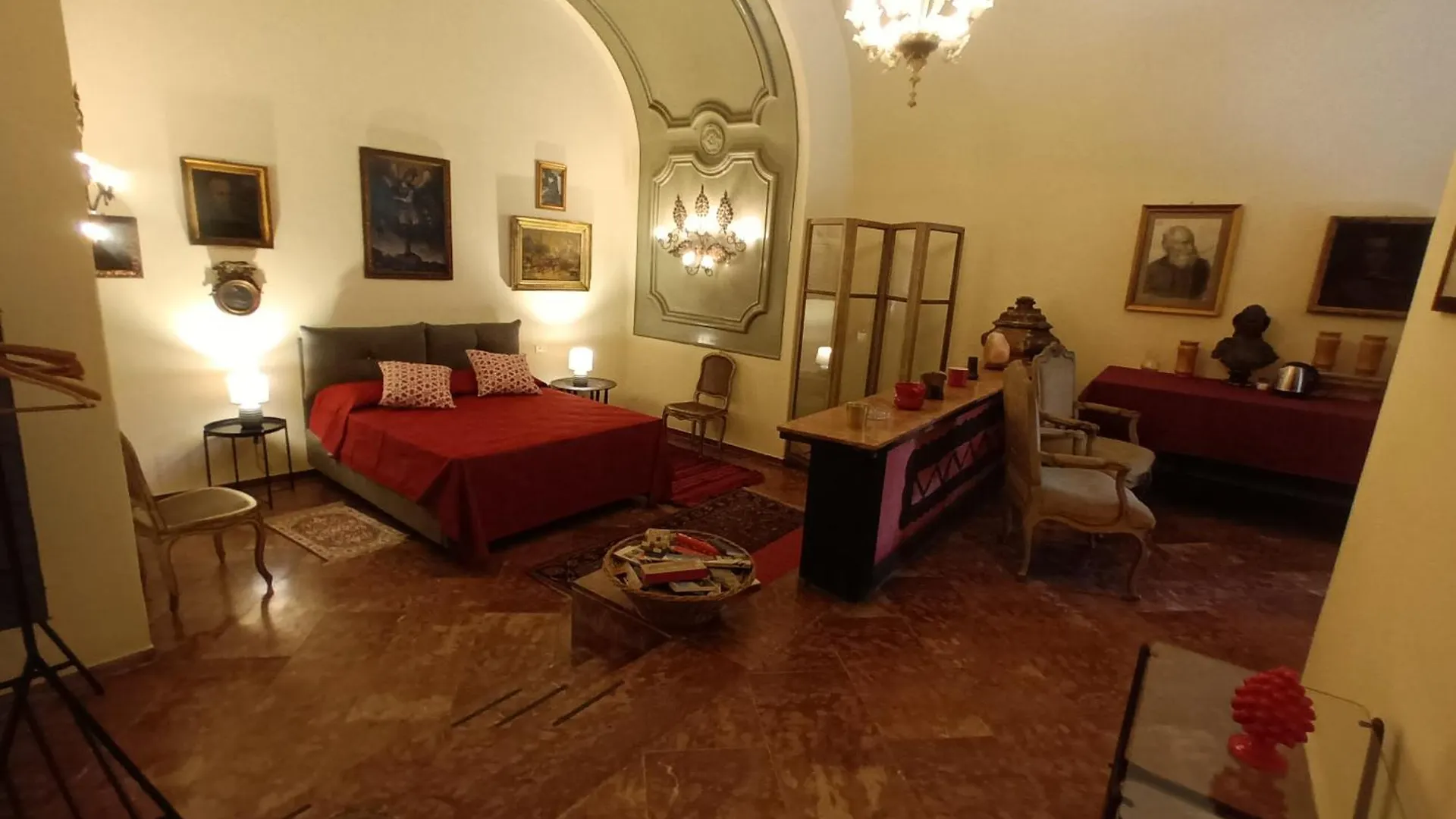 Palazzo Del Bono Suites Palermo 0*,  Italy